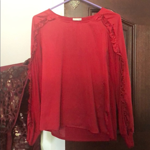 Zara top with ruffles - Picture 1 of 2